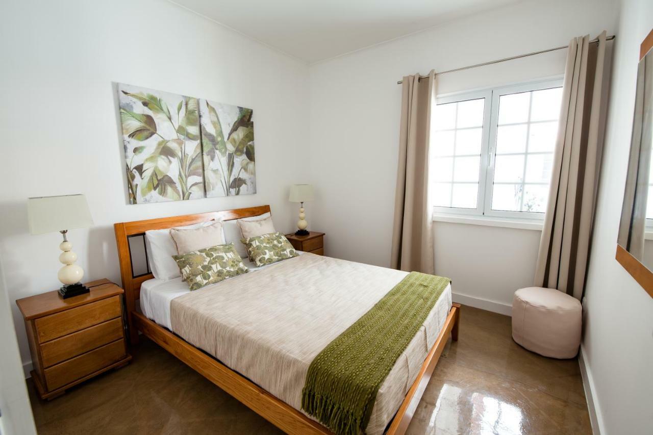 קפלס Seaside Azores Villa With Natural Pool, Terrace & Barbecue מראה חיצוני תמונה