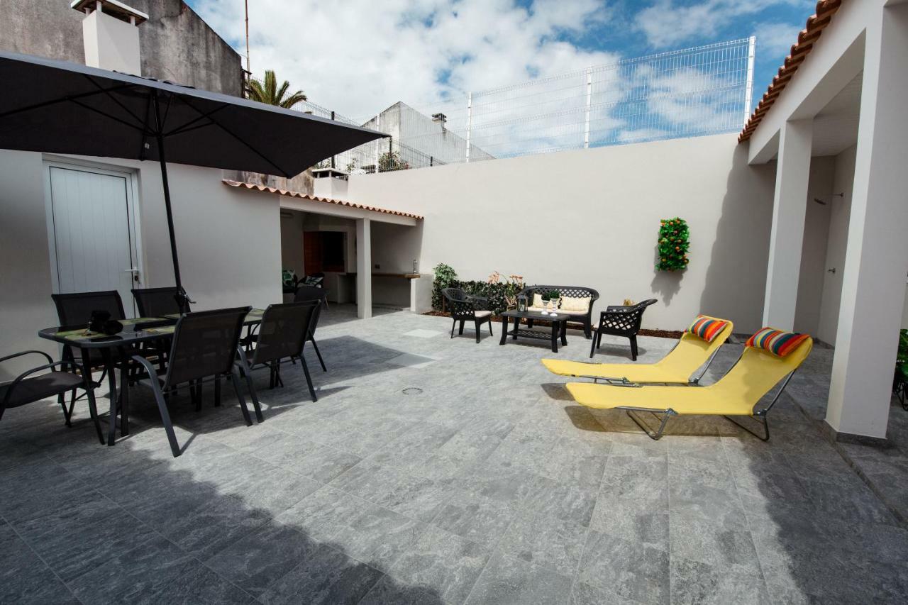 קפלס Seaside Azores Villa With Natural Pool, Terrace & Barbecue מראה חיצוני תמונה
