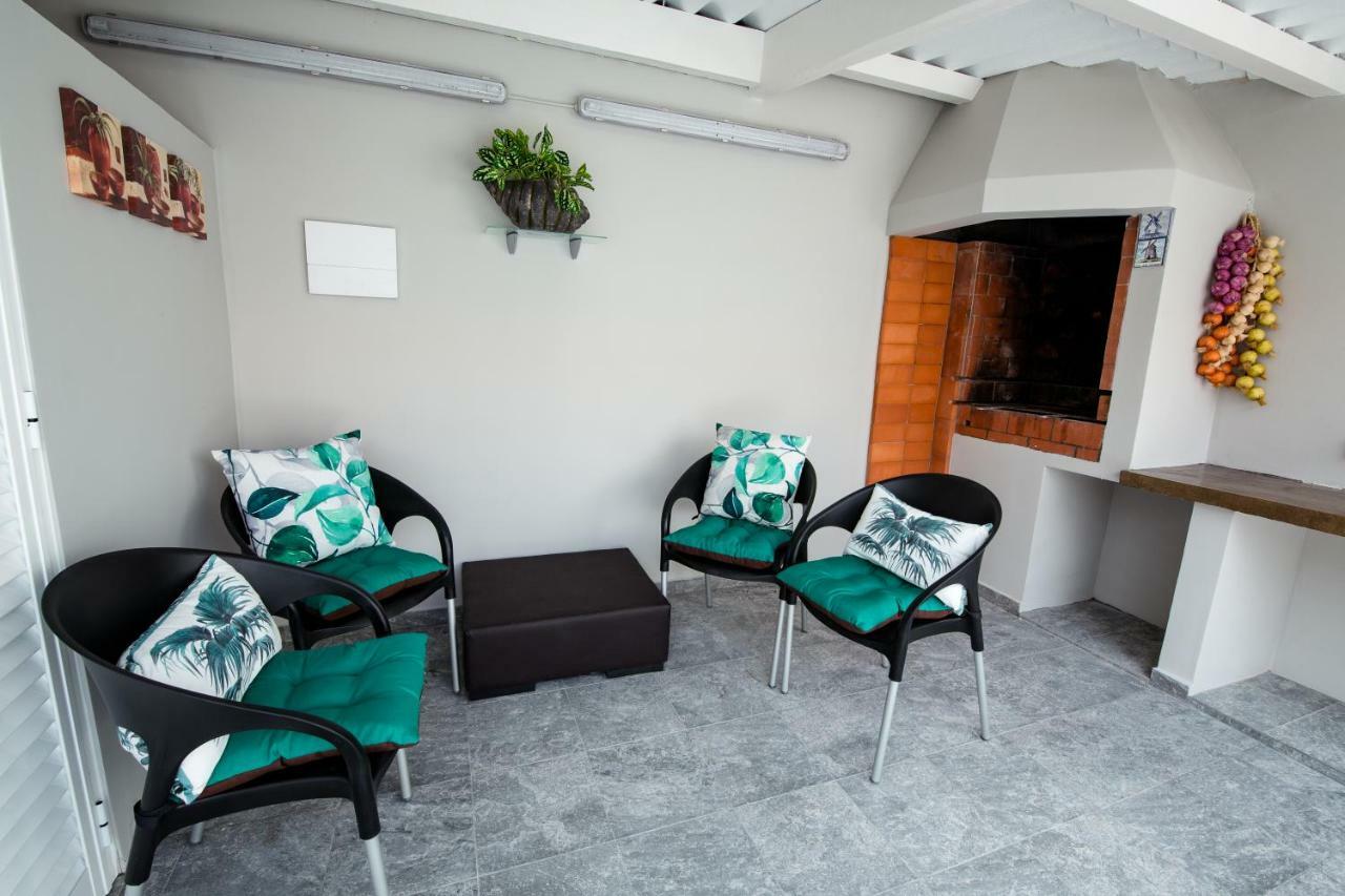 קפלס Seaside Azores Villa With Natural Pool, Terrace & Barbecue מראה חיצוני תמונה